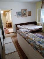 Home in flowers - Bed and Breakfast Belgrado