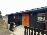 Feriehus i Flekkefjord med panoramautsikt - B&B