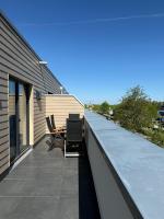 Urlaub an der Nordsee - NEUE Penthouse-Ferienwohnung Deichliebe, direkt hinterm Deich - B&B Butjadingen