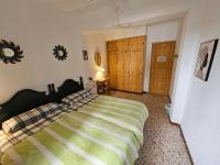 Großes Zweibettzimmer