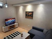 Modern Apartment with Jacuzzi in Novi Sad Center - Ferienwohnung Novi Sad