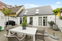 Scandinavian oasis at the sea - B&B Klampenborg