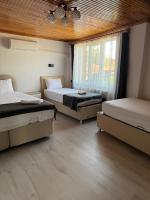 Chambre Familiale avec Salle de Bains