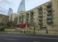 Cosy Sea View Apartment with Balcony near to Nizami Street - Bed and Breakfast