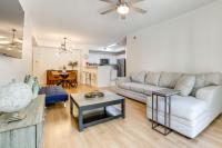 Walk to CityPlace and Clematis Street Condo with Pool - B&B