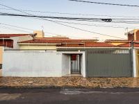Casa Completa à 100m do Parque de Exposição - Chambres d’hôtes