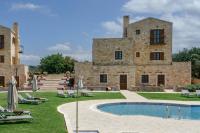 Arodamos Villa with a pool, children's games, and BBQ, perfect for 23 people! - B&B Skouloúfia