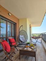Golden Hour Apartment - panoramic terrace - Bed and Breakfast Fiumicino