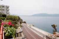 Thea Seaview Apartament - B&B Vlorë