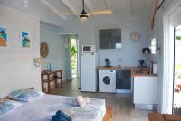 Grand studio avec vue panoramique sur Grande Anse - B&B Deshaies