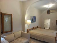 Sunny Kotronas Tower - B&B