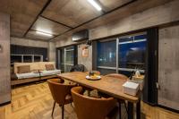 Base605 - Bed and Breakfast Kurume