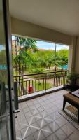 Coastal Blue Lounge - Bed and Breakfast Bandar Penawar