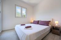 One-Bedroom Apartment with Sea View and Balcony