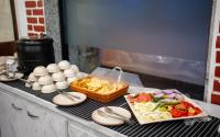 Writers Chalet, Mussoorie by hnh - B&B Mussoorie