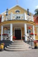 Pensionat Åsgården - B&B Lyrestad