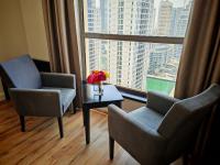 Stunning 5 plus 1 BR Apartment on JBR Beach with Marina View on High Floor Plus Maid's Room, Near Mall, Metro & Cinemas - By Sunkissed Holiday Homes - B&B