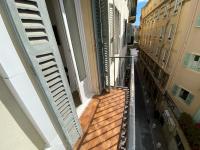 Studio calme et central avec clim - B&B Nizza