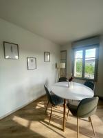 Appartement met 2 Slaapkamers en Uitzicht op de Rivier