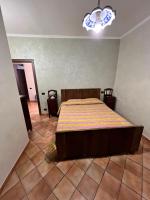 Camera Matrimoniale con Letto Supplementare