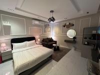 New Studio with Self Check In - Bed and Breakfast