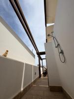 Appartamento con 2 Camere da Letto, Terrazza e Vista Mare