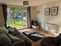 Bright and Modern Central Belfast Apartment - B&B