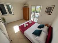 One-Bedroom Apartment (4 Adults)