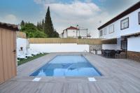 Alojamiento El León 2 - Bed and Breakfast Padul