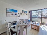 Appartement spacieux aux Menuires, 3 pièces, 8 pers, balcon Sud/Ouest, ascenseur - FR-1-344-1170 - B&B