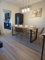 Newly renovated stylish, 4 bedroom home from home - B&B