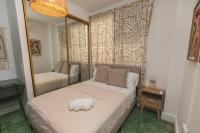 Sunny Escape Close to Beach, Dining & Fun! - B&B San Juan