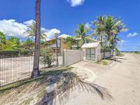 Villa Côté Sable Beach Access Sea View Elegance - Chambres d’hôtes Orient Bay