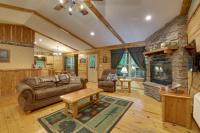 4 Mi to Beaver Lake Peaceful Log Cabin with Deck! - B&B Eureka Springs
