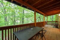 4 Mi to Lake Wooded Log Cabin in Eureka Springs! - B&B Eureka Springs