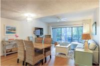 107 Village House Port Royal 2 BR 2 BA w King 2 Queens Twin Sleeps 7 Bikes & Beach Gear Included - Chambres d'hôtes Hilton Head