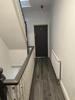 Elegance meets Comfort Free Parking Wifi Netflix and Ensuite Bathrooms - B&B Birmingham