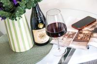 Wheatley House • Excellent Location • Free Parking • Garden • Fast Wifi • Smart TVs • Yoko Property - Chambres d'hôtes Milton Keynes