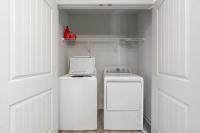 Upscale King 3BR Townhouse Mins to Cary & NC State - B&B