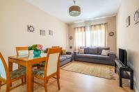 Spacious 3 BRs Apartment, steps to Joao's station - B&B
