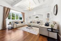 Windsor Manor - Luxury 5-bed Retreat in Solihull - B&B