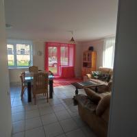Vormsi Ohvitseride Maja korter nr 3 - B&B
