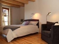 Apartamento de 1 dormitorio con balcón
