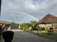 Private Backdoor Villa with big swimming pool and services of chef included - Ferienwohnung Diani Beach
