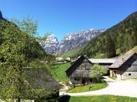 Camera Matrimoniale con Letto Supplementare