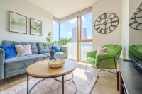 Modern & Stylish 2 Bed Flat in Central Birmingham - Bed and Breakfast Birmingham