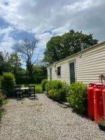 Rosebud Flower Farm Caravan - Ferienwohnung Saint Hilary