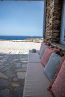 Iliopetra 2 (4 guests)