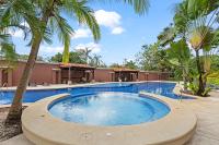Langosta Beach Ocean View Penthouse w Pool - B&B Tamarindo