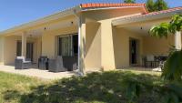La Pause Limousine, Garden, Wi-Fi, Near Limoges, Golf, Bowling - B&B Feytiat